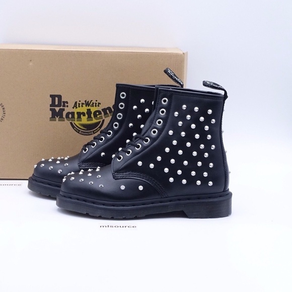 NEW Dr. Martens 1460 Stud Combat Boots 27040001 Black